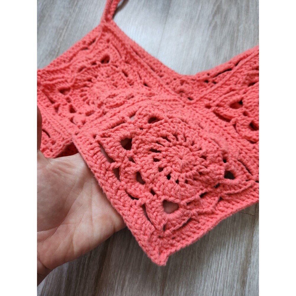 Handmade Crochet Fishtail Crop Top Bubblegum Pink Boho Festival Hippie Knit Sz M - Picture 3 of 7